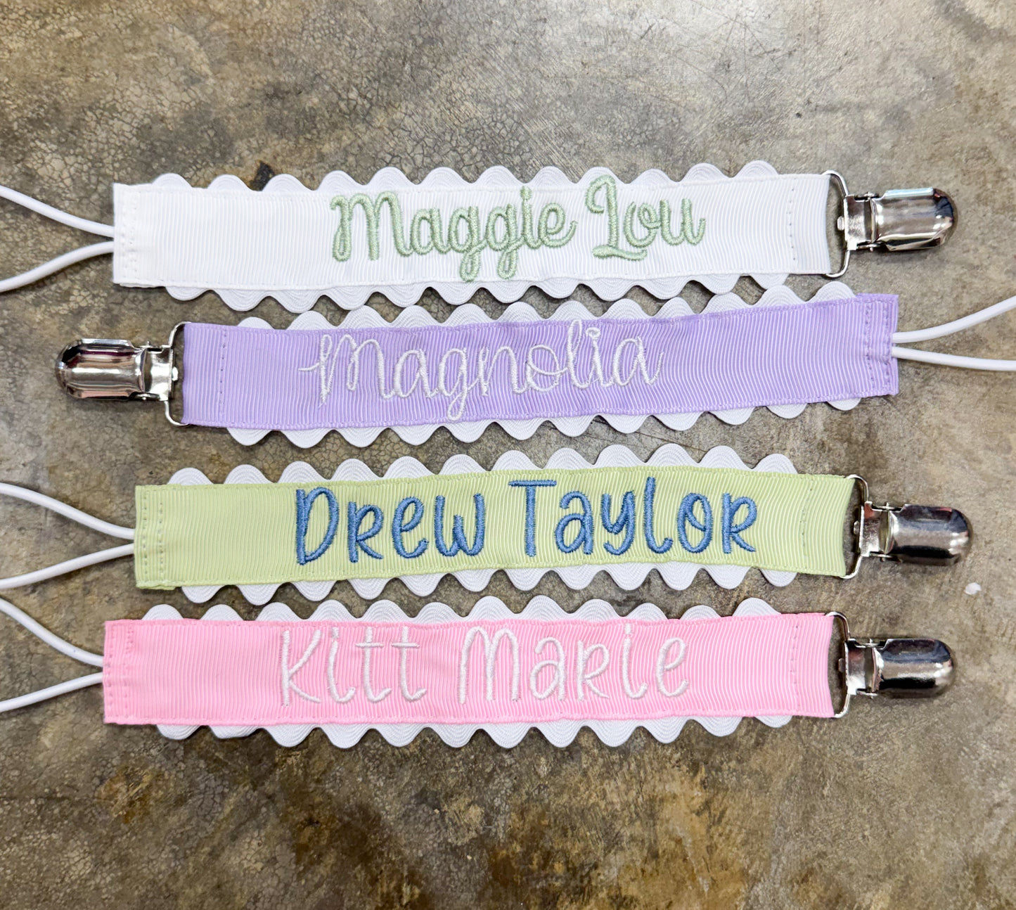 Paci Clips