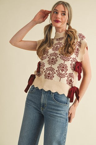 Ribbed Scallop Floral Vest